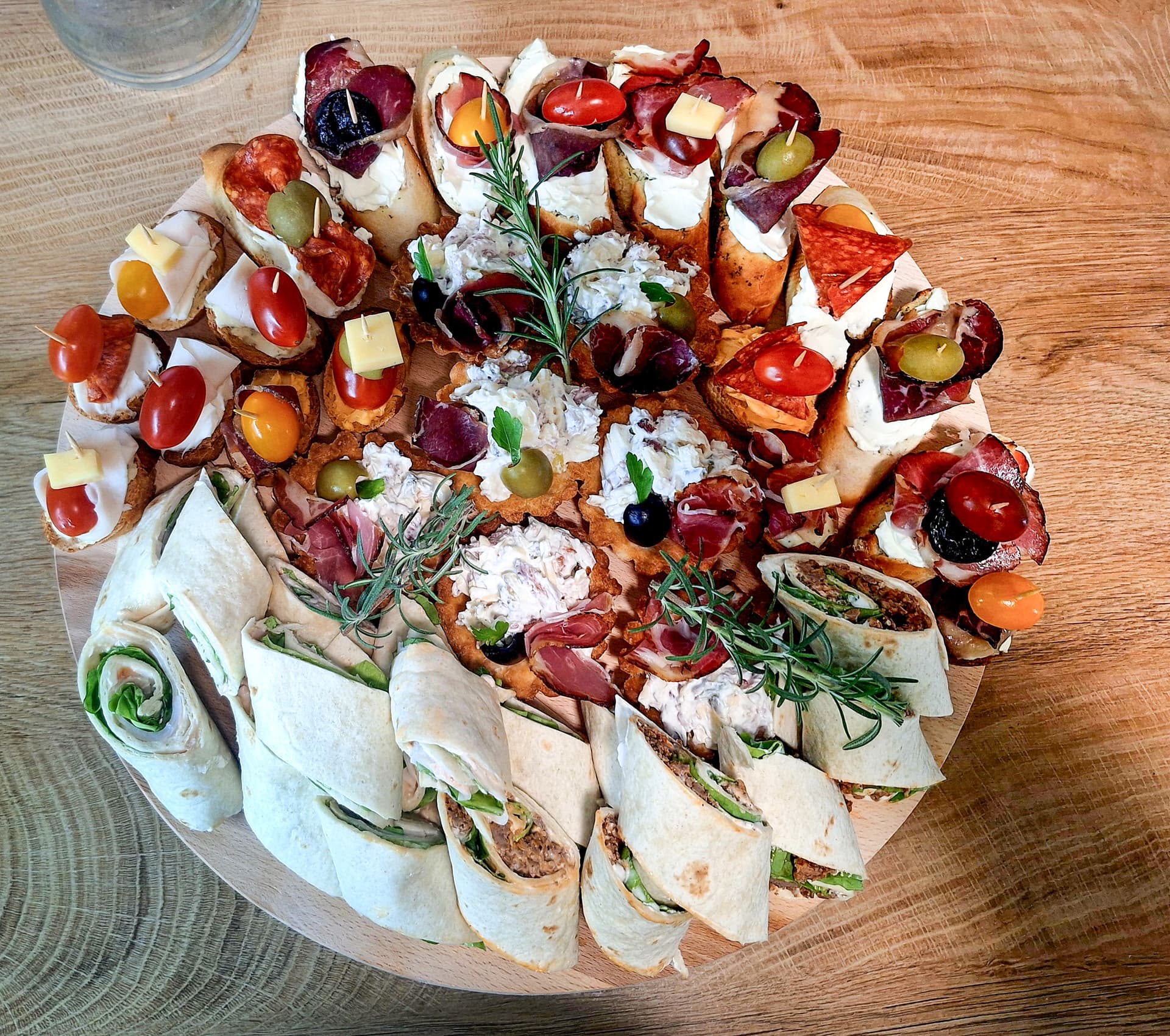 Tortilja i kanapei daska - Ketering daska Mladenovac